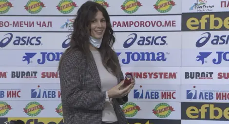 Цветана Пиронкова със "Златна България" за Спортист №1 на септември
