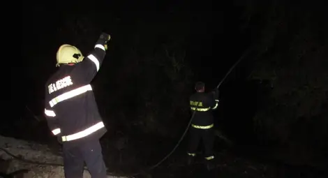 Заяла жп спирачка запали огромен пожар край Иваново