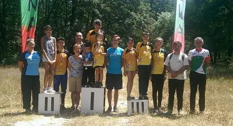 &bdquo;Компас Крос&ldquo; изпраща годината с 40 титли и още 68 медала