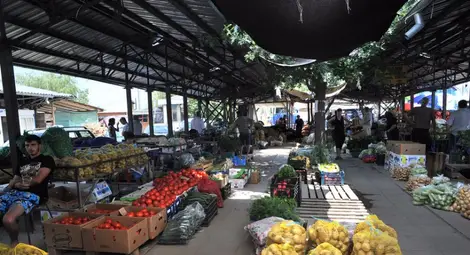 Цените на храните със символичен ръст