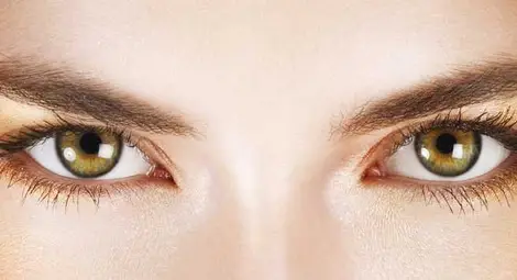 Огледало на душата: Хората с кафяви очи са суетни, със зелени - страстни