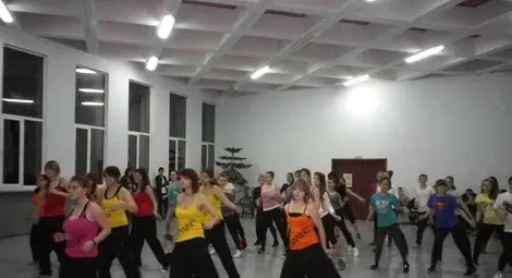 30-минутен "зумба клас" в Русе