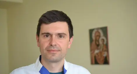 Доц. Николай ЯНЕВ