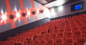 Средно по 7,5 кинозрители  гледат прожекциите в Русе