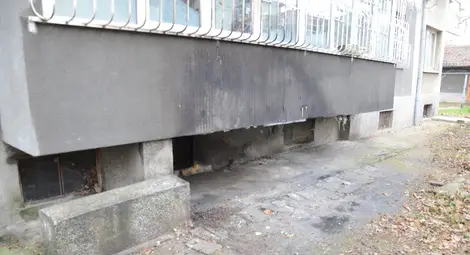 Подхвърлена от балкон цигара вдигна на крак цял блок