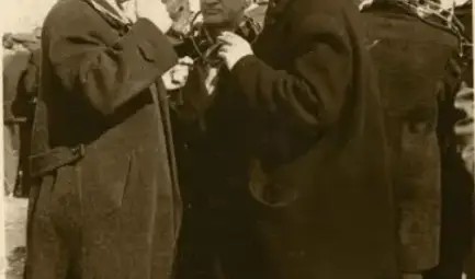 Проф. Петър Петров, проф. Иван Венедиков и проф. Васил Гюзелев. Преслав 1969 г.