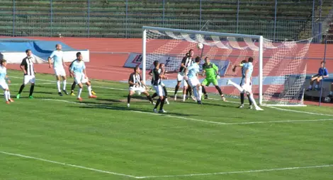 „Дунав“ разстреля на три пъти вратаря на „Локомотив“ /Мездра/ „Дунав“ разстреля на три пъти вратаря на „Локомотив“ /Мездра/