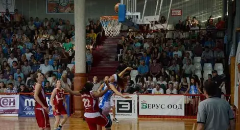 "Дунав 8806" на победа от трета държавна титла