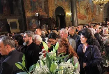 Ченгета под прикритие в църквите за празниците