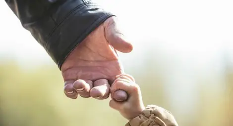 365 дни отпуск за осиновителите на дете до 5-годишна възраст