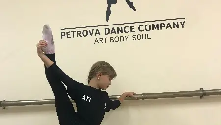 Анжелика Подлипска - първото дете на залата, дипломирала се с ниво 1 степен C, от системата на обучение на Зорница Петрова