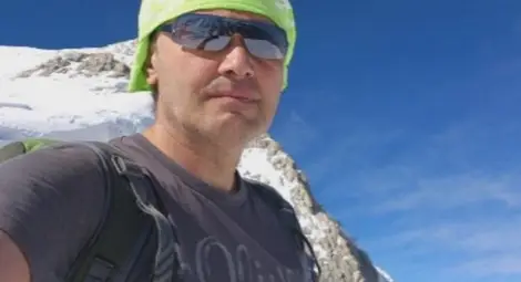 Загиналият на връх Хан Тенгри българин е инженерът от БНТ Иван Тодоров Загиналият на връх Хан Тенгри българин е инженерът от БНТ Иван Тодоров