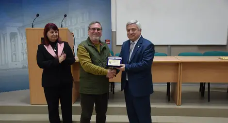 Академичният хор &bdquo;Сексагинта Приста&ldquo; при Русенския университет отпразнува пета годишнина