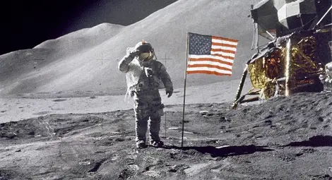 В скандален филм Стенли Кубрик &bdquo;признава&ldquo;, че е режисирал кацането на Луната