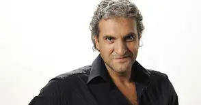 Юлиан Константинов преди гастрола в Русе: Всеки път е вълнуващо да участваш в спектакъл от толкова висока класа