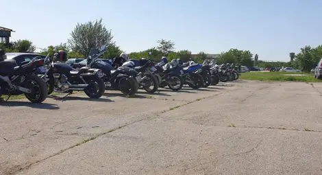 Рев на мощни мотори и здрав рок  обещава партито на Lowlanders