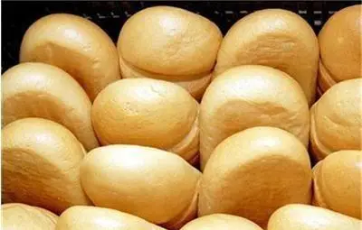 Глобиха френски хлебар, че работел прекалено много