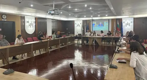 Община Русе, представители на бизнеса и граждани обсъдиха организацията на предстоящия 4-ти Празник на торта Гараш