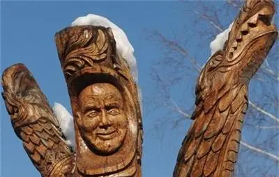 Дървена скулптура на Бойко Борисов краси Банкя, била изненада за премиера