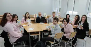 Илия Деведжиев въведе осмокласници в своята „Работилница за истории“