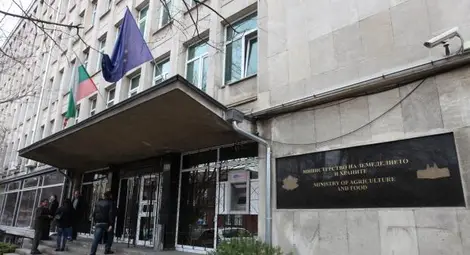 МЗХ изготви Наръчник за мерките за плащания на площ