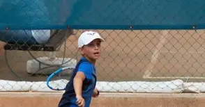 Алекс Митев започна със загуба на европейското по тенис