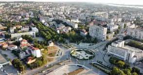 Озелeняват и разхлаждат  подлеза под Кръговото