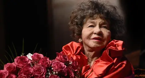 Румен Радев: Присъствието на Стоянка Мутафова на сцената е празник за публиката Румен Радев: Присъствието на Стоянка Мутафова на сцената е празник за публиката