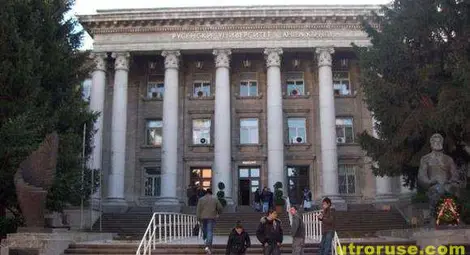 И третото класиране не попълни част от инженерните специалности в РУ И третото класиране не попълни част от инженерните специалности в РУ