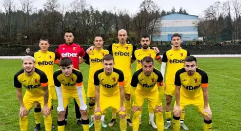 Мартин Ковачев ще навърши 44 години като действащ футболист