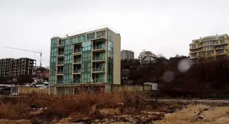 Фекални води от хотели и вили се изливат в морето край Варна /галерия/