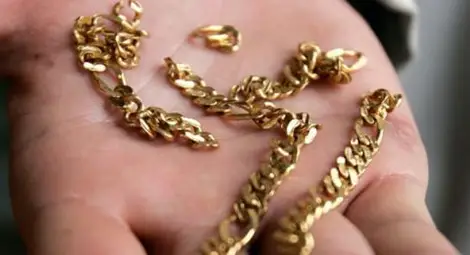 Треска за златни бижута – клиенти изкупиха 571 тона за три месеца тази година Треска за златни бижута – клиенти изкупиха 571 тона за три месеца тази година
