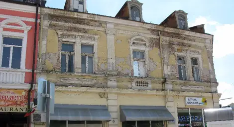 Арх. Живка Бучуковска:  Не може държавата само да констатира аварийното състояние на сгради-паметници