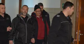 Вилнелите в Русе фалшиви румънски полицаи влизат доброволно в затвора