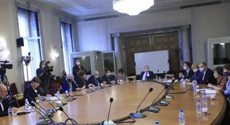 Правната комисия отхвърли ветото на президента върху Закона за съдебната власт