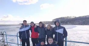 Гребците чакат Гришина на лагера в Приморско