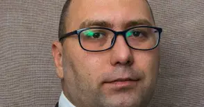 Общинският съветник Дилян Саманджиев за работата си в Швейцария: Никой не ме е защитавал или покривал - просто знаех, че имам това право