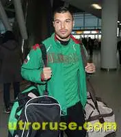 Спортинг се чуди как да изгони Божинов и още 16 играчи 