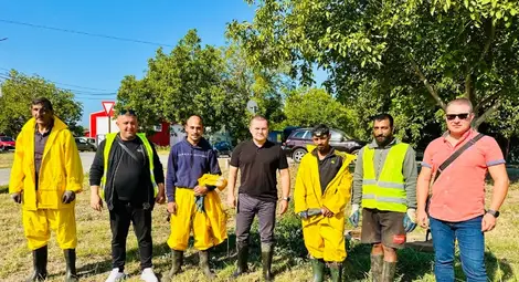 След пет десетилетия затлачване: Община Русе инициира ръчно почистване на част от канализацията в Мартен