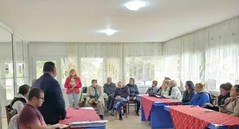 Кандидатът за кмет на Русе от НДСВ Илиян Илиев посети Семерджиево по покана на местните жители