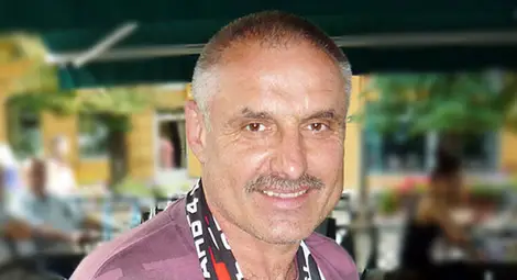 Отиде си славният капитан на "Дунав" от 90-те години Борислав Богомилов /галерия/ 