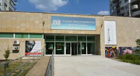 Творци от 14 държави вече са изпратили миниатюри за биеналето